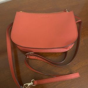 Lo & Sons crossbody